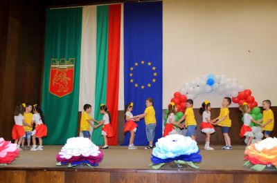 Юбилей на ДГ "Първи юни" 7