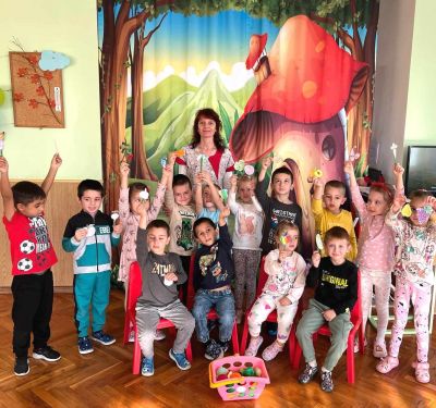 ДГ"Първи юни" отбелязва "Европейски ден на здравословното хранене и готвене" 7