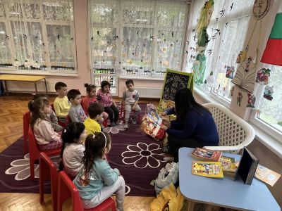Седмица на детската книга в ДГ "Първи юни" 10