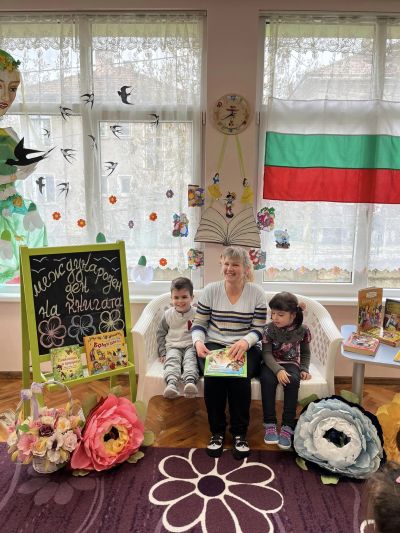 Седмица на детската книга в ДГ "Първи юни" 13