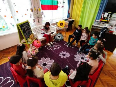 Седмица на детската книга в ДГ "Първи юни" 14