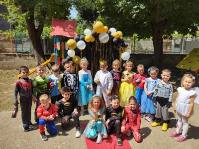 Отбелязване на Денят на детето, ДГ "Първи юни", гр. "Мики Маус" - ДГ Първи юни - Горна Оряховица